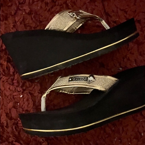 Guess Women's Black and Gold Sandals - Picture 6 of 9